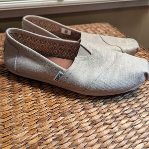 Tom's Size 11
